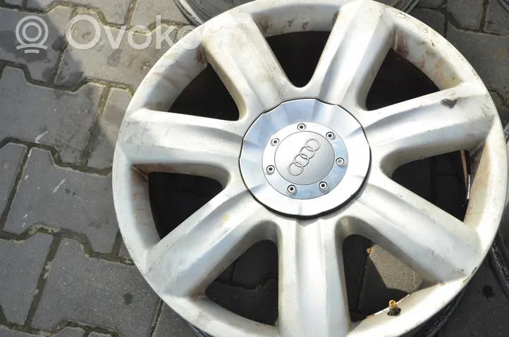 Audi Q7 4L R 19 lengvojo lydinio ratlankis (-iai) 4L0601025C