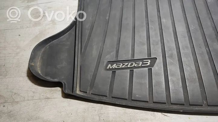 Mazda 3 III Tappetino di rivestimento del bagagliaio/baule di gomma BRE8V9540