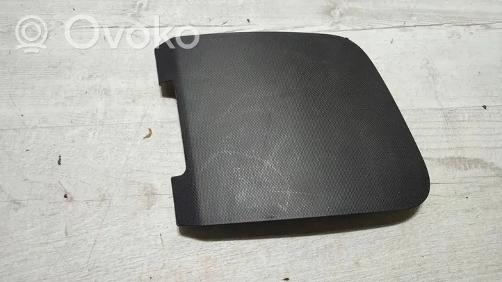 Renault Captur Fuse box cover 