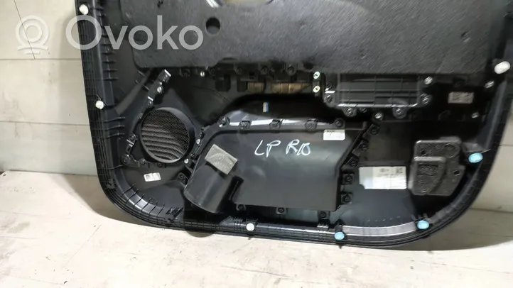 KIA Rio Priekšējo durvju apdare 82710H8010