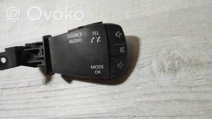 Dacia Duster II Controllo multimediale autoradio 255526831R