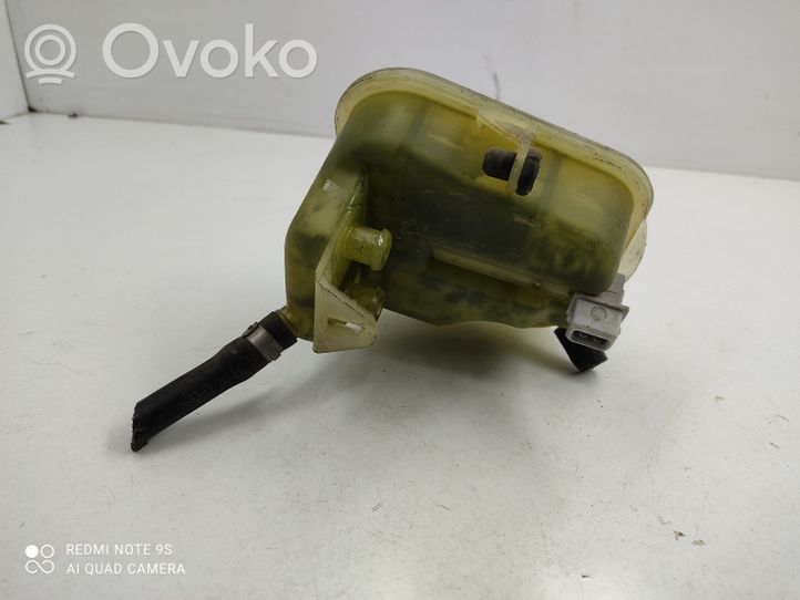 Audi A6 Allroad C5 Brake fluid reservoir 4B0611301E