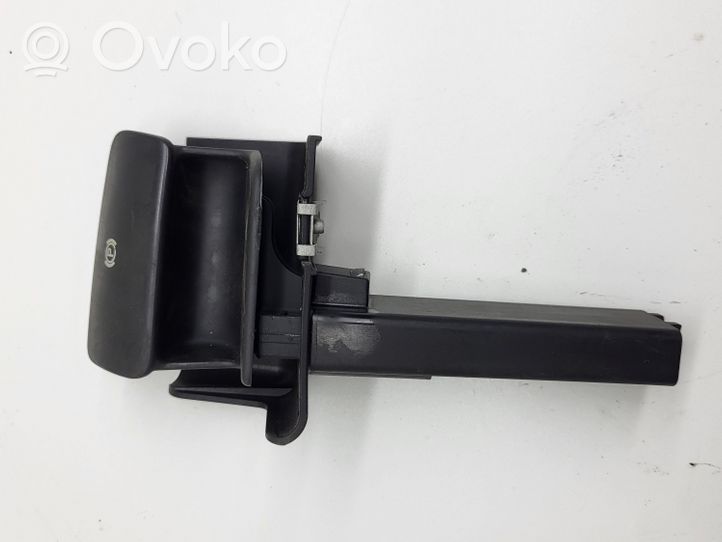 Audi Q7 4L Hand brake release handle 4L2711814