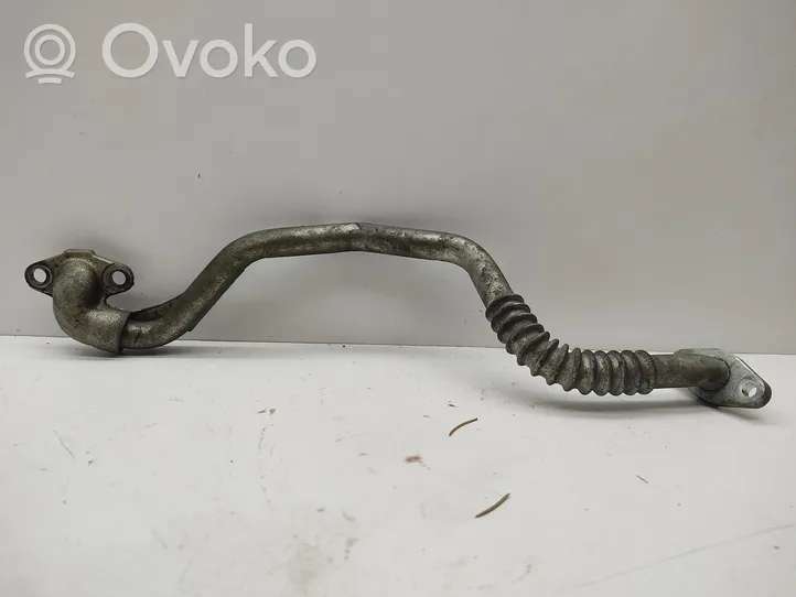 Toyota Avensis T270 Turbo turbocharger oiling pipe/hose 