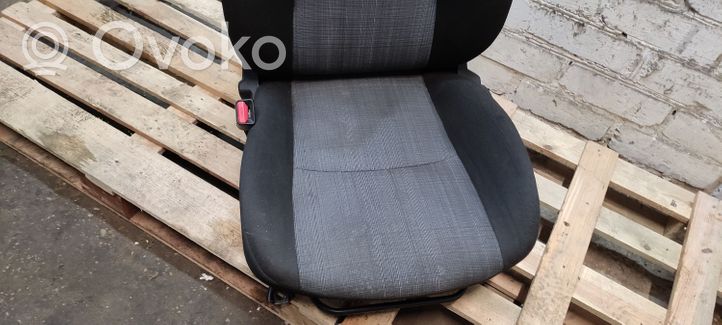 KIA Ceed Asiento delantero del conductor 