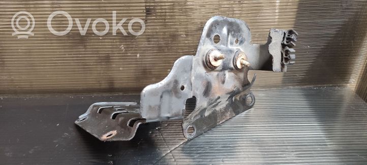 Audi A6 S6 C6 4F Kita variklio skyriaus detalė 03G131133C