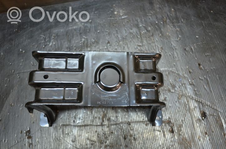 Audi A4 S4 B8 8K Tvirtinimo komplektas (atsarginio rato) 8K0802715