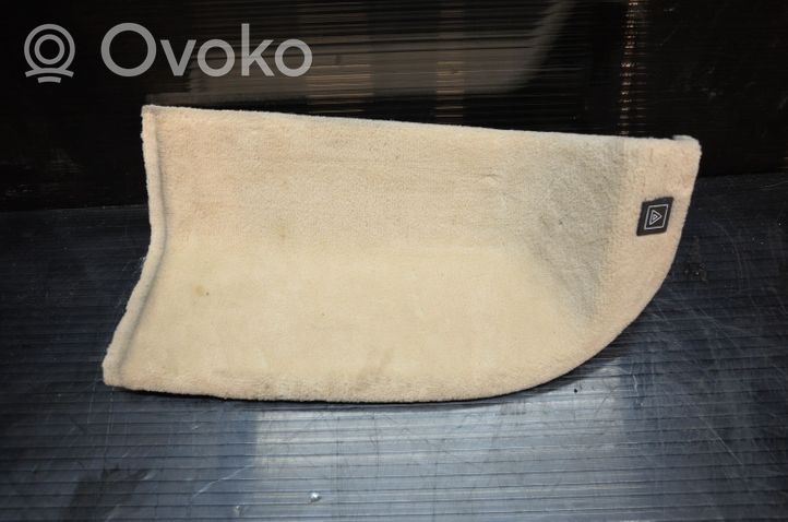 BMW X3 E83 Dolny panel schowka koła zapasowego 7049042