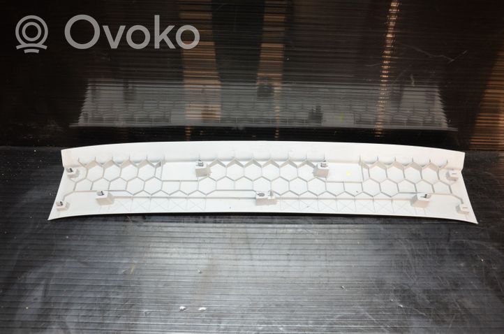 Volkswagen Tiguan Osłona / Listwa podsufitki bagażnika 5N0867617