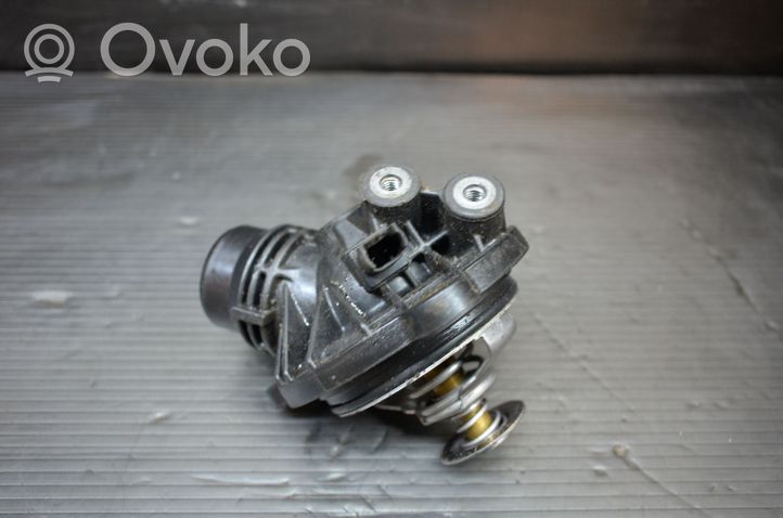 BMW X5 E70 Boîtier de thermostat / thermostat 119977