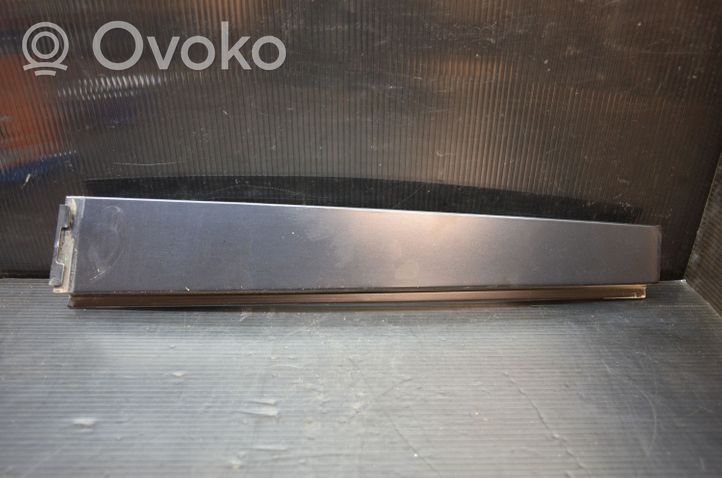 Volkswagen Touran I Muu takaoven verhoiluelementti 1T0839890