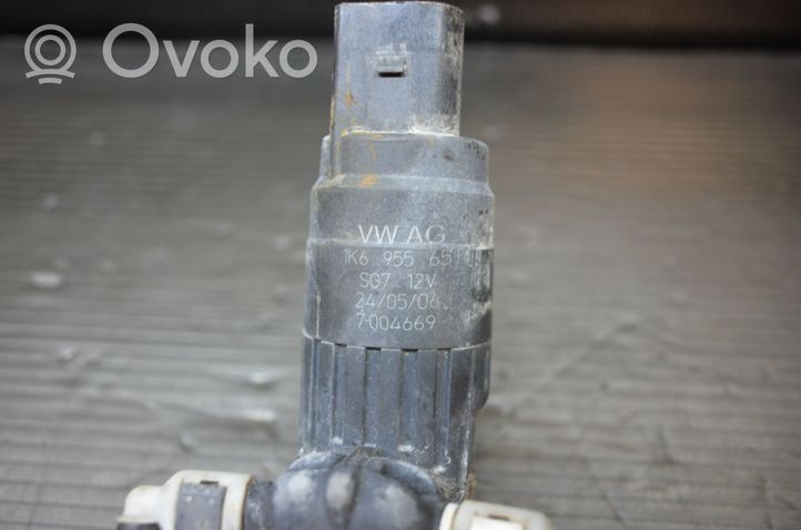 Volkswagen Caddy Tuulilasi tuulilasinpesimen pumppu 1K6955651