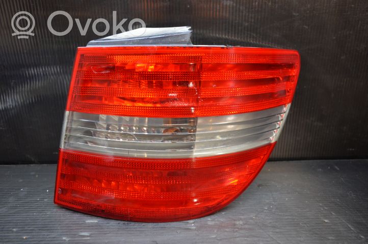 Mercedes-Benz B W245 Lampa tylna A1698200377