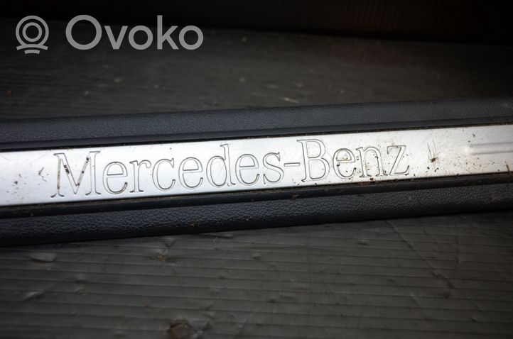 Mercedes-Benz B W245 Listwa progowa przednia A1696800074