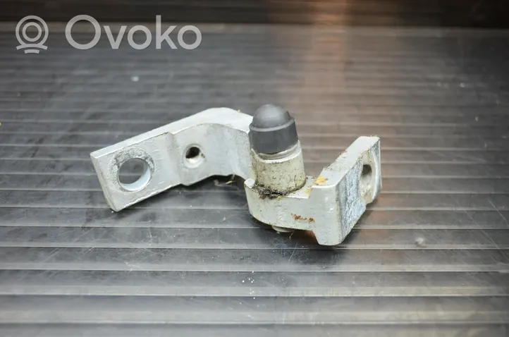 Audi Q7 4L Front door upper hinge 