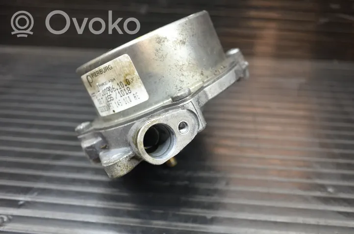 Audi Q7 4L Pompe à vide 057145100AE