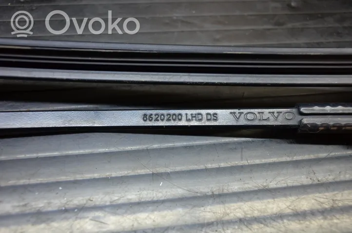 Volvo V50 Priekinio stiklo valytuvas 8620200