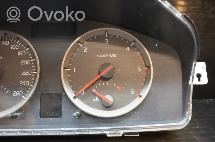 Volvo V50 Licznik / Prędkościomierz 30710071