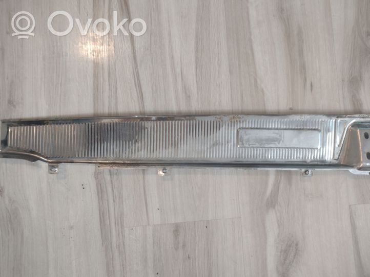 Mercedes-Benz E W123 Rivestimento di protezione sottoporta del bagagliaio/baule 