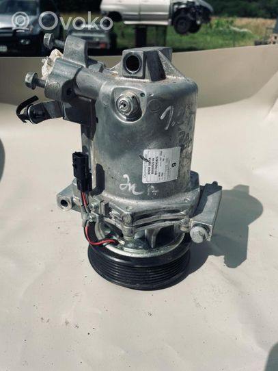 Nissan Juke I F15 Ilmastointilaitteen kompressorin pumppu (A/C) 9260032L1A