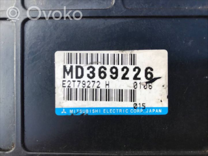 Mitsubishi Pajero Sport I Calculateur moteur ECU E2T79272H