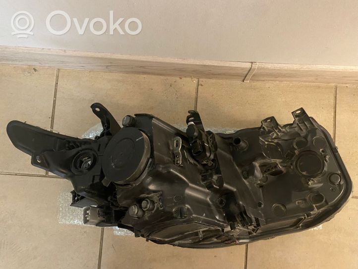 Toyota Hilux (AN10, AN20, AN30) Phare frontale 90070908