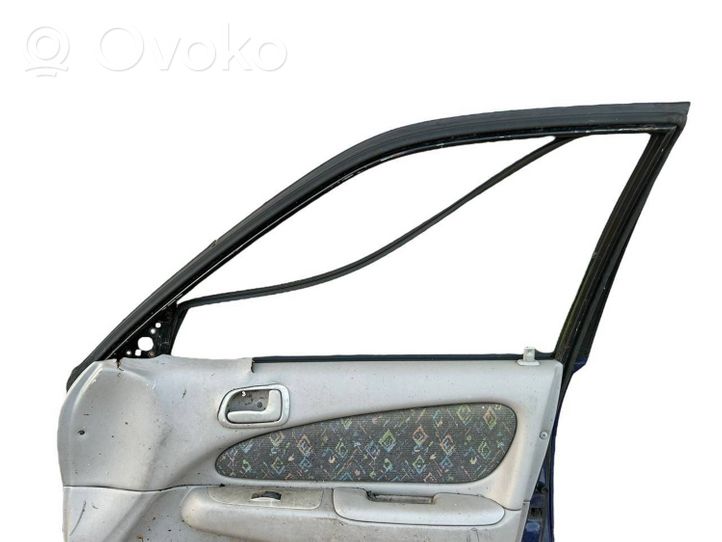 Toyota Corolla Verso E110 Дверь 
