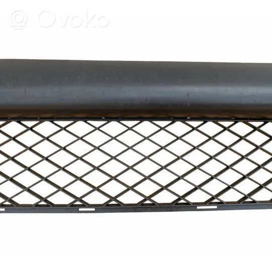 Mitsubishi L200 Grille de calandre avant MN146335