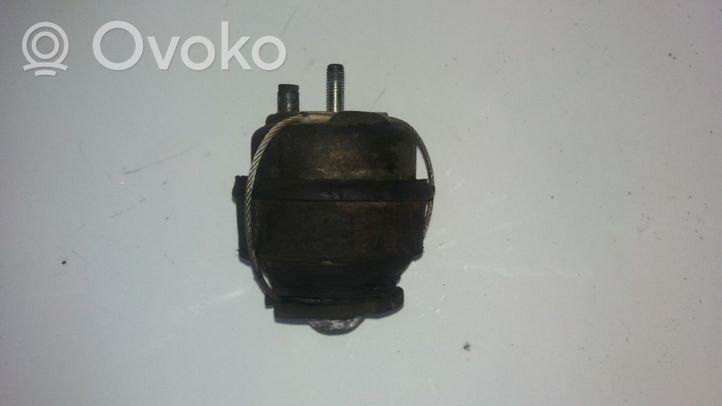 Volvo S60 Dzinēja spilvens 30741397