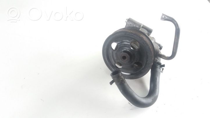 Ford Mondeo MK IV Ohjaustehostimen pumppu 6G913A696CD