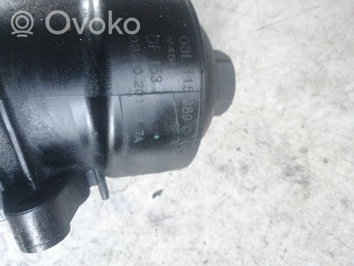 Volkswagen Golf VI Supporto di montaggio del filtro dell’olio 03L115389C