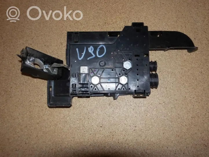 Volvo S90, V90 Akun rele-sulake 31450530