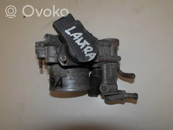 Hyundai Lantra I Throttle valve E9T15293C