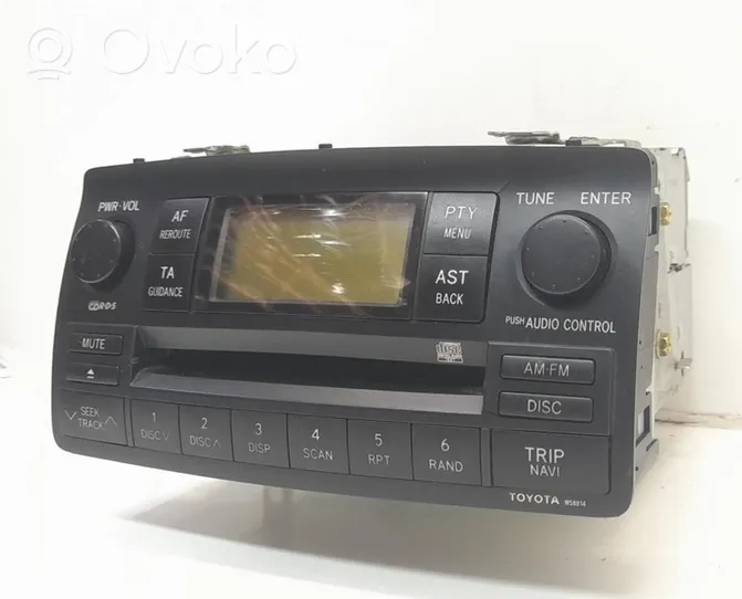 Toyota Corolla E110 Panel / Radioodtwarzacz CD/DVD/GPS 8612002380