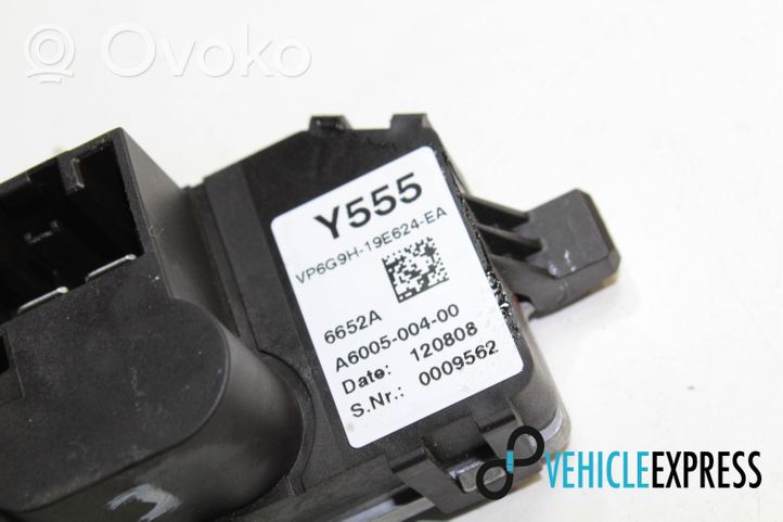 Volvo V40 Lämpöpuhaltimen moottorin vastus VP6G9H19E624EA