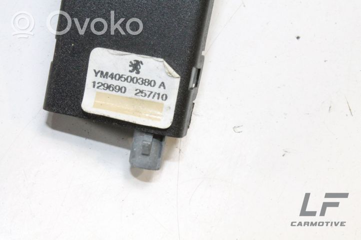 Peugeot RCZ Amplificateur d'antenne YM40500380A