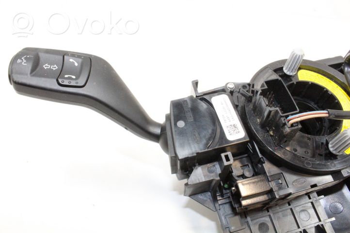 Ford Mondeo MK IV Pyyhkimen/suuntavilkun vipukytkin 6G9T13N064DG