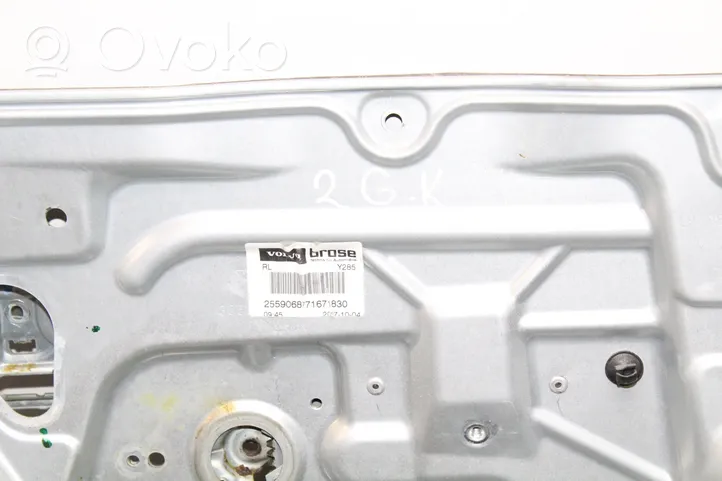 Volvo XC70 Elektryczny podnośnik szyby drzwi tylnych 983041