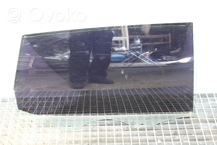 Audi Q7 4L Vetro del finestrino della portiera posteriore 