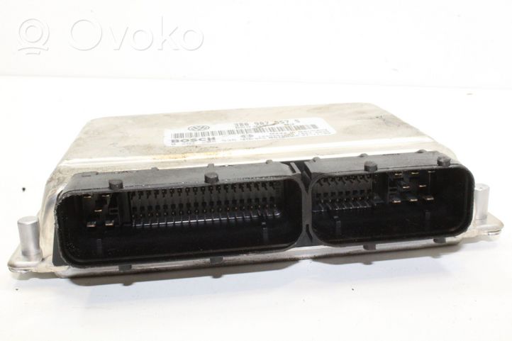 Volkswagen PASSAT B8 Calculateur moteur ECU 3B0907557S