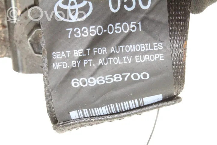 Toyota Avensis T270 Pas bezpieczeństwa fotela tylnego 7335005051