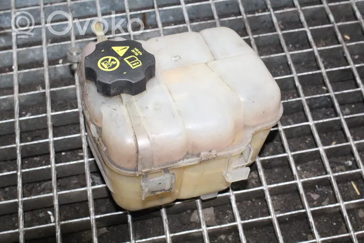 Chevrolet Orlando Coolant expansion tank/reservoir 13256823