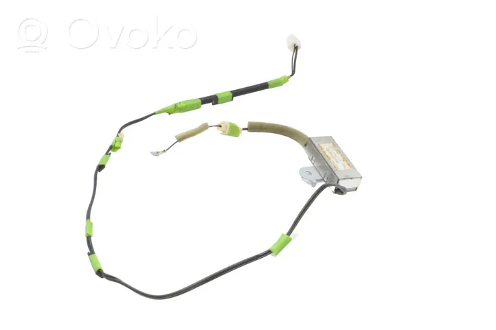 Toyota Prius (XW30) Amplificateur d'antenne 8630048190