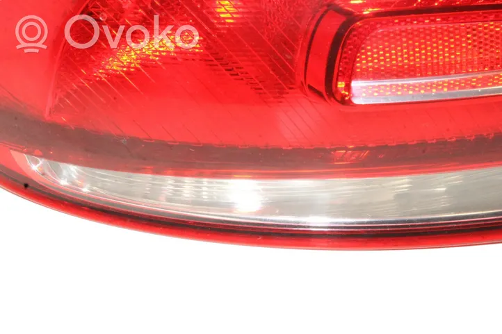 Volkswagen Scirocco Lampa tylna 1K8945095M