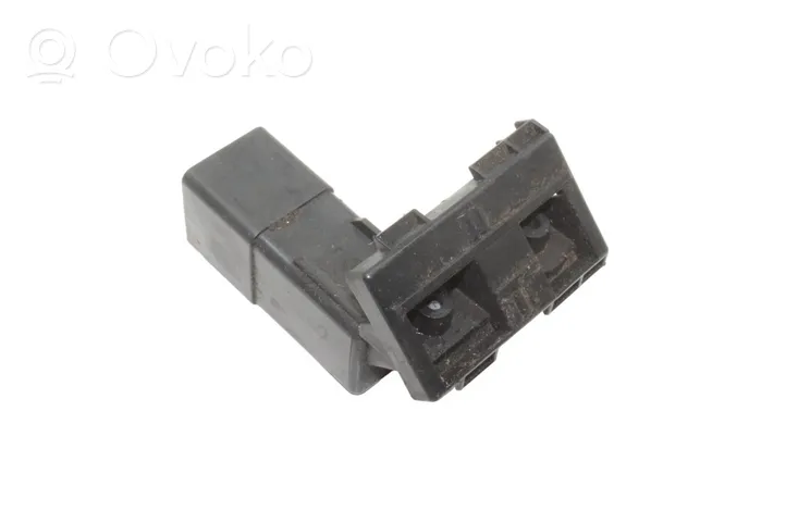 Audi A5 8T 8F Przekaźnik / Modul układu ogrzewania wstępnego 038907281D