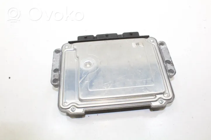 Ford Focus Sterownik / Moduł ECU 8M5112A650XE