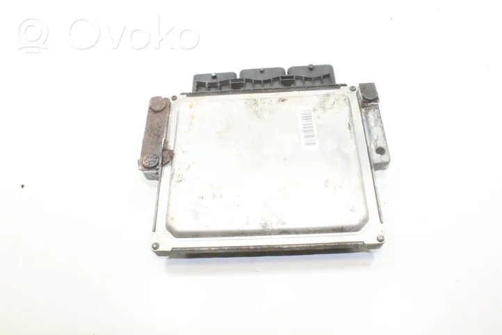 Citroen DS5 Calculateur moteur ECU 9806127380