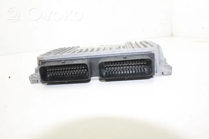 Citroen Xsara Picasso Module de contrôle de boîte de vitesses ECU 9658516880