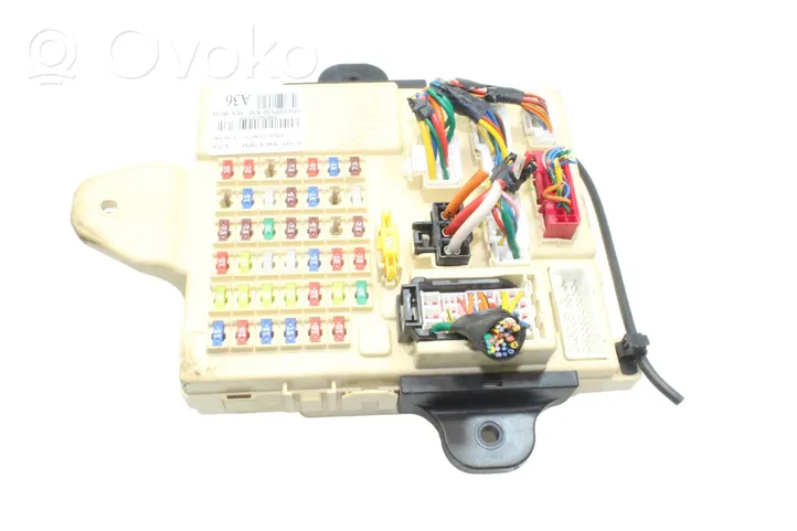 KIA Sorento Fuse box set 954002P934