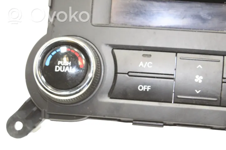 KIA Sorento Przełącznik / Włącznik nawiewu dmuchawy 972502P681